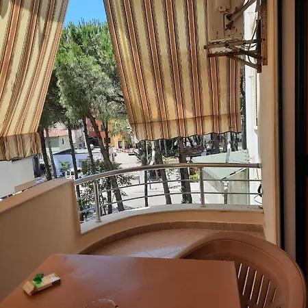 Holiday Apartment *