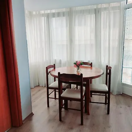 Holiday Apartment Golem (Tirana)