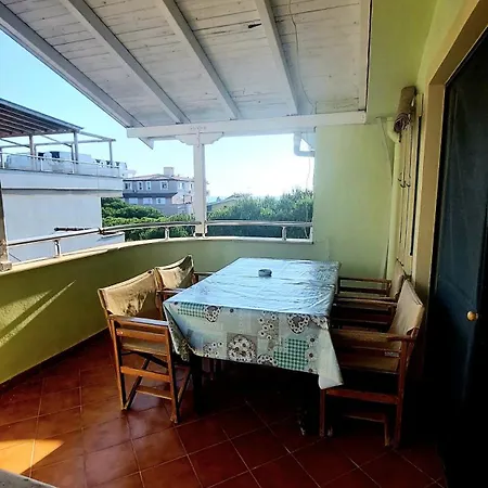 Holiday Apartment Golem (Tirana)
